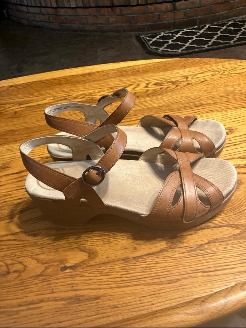 Dansko Women's Brown Leather Slingback Sandals